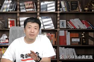 领先3分没用犯规战术？詹姆斯：没暂停了 犯规只能后场发球很危险